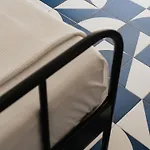 C'est La Vie Apartment